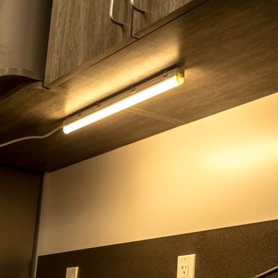 屋内12のボルトLEDライト キャビネットの内部のモーションセンサーは居間のためのライトを導いた