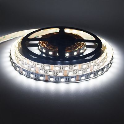 24V SMD 5050 Rgbwは1つの屋外のための暖かい白色光の5m防水滑走路端燈のストリップ4を導いた