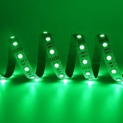 24V SMD 5050 Rgbwは1つの屋外のための暖かい白色光の5m防水滑走路端燈のストリップ4を導いた