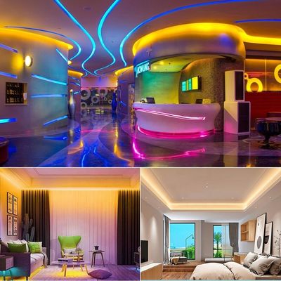 220V RGB LEDのネオン ライトのシリコーンのネオン ストリップの適用範囲が広いルクスのゴム製Cuttableストリップ