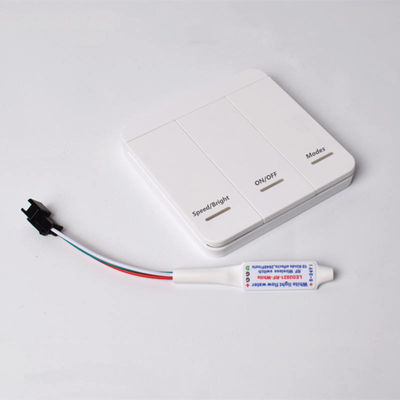 12V 24Vの導かれたストリップのコントローラーを動かす白い無線軽いコントローラーの流水