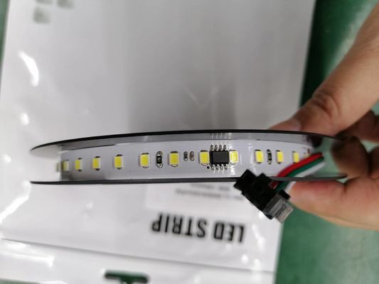 LEDの適用範囲が広いストリップの標識燈24Vの競馬のsmd2835流水の白い追跡のストリップは軽い導いた