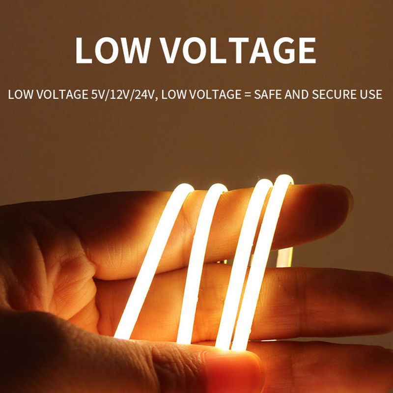 超薄く小さい穂軸LEDのストリップ5mm Usb TVのバックライト12Vは薄く軽いストリップを導いた